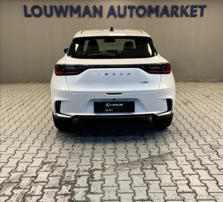 Lexus Ostatní modely LBX 1,5 HEV ELEGANT TECH 2025