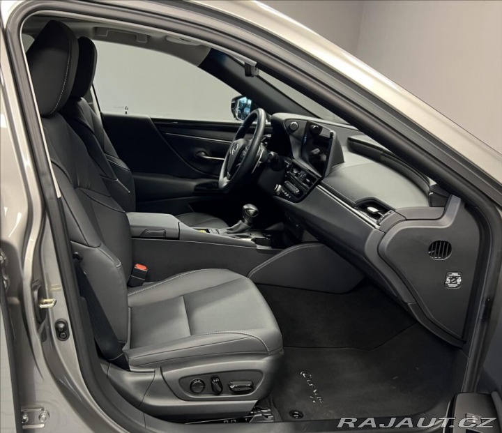Lexus Ostatní modely ES 300h 300H 2,5 HEV LIMITED EDIT 2025
