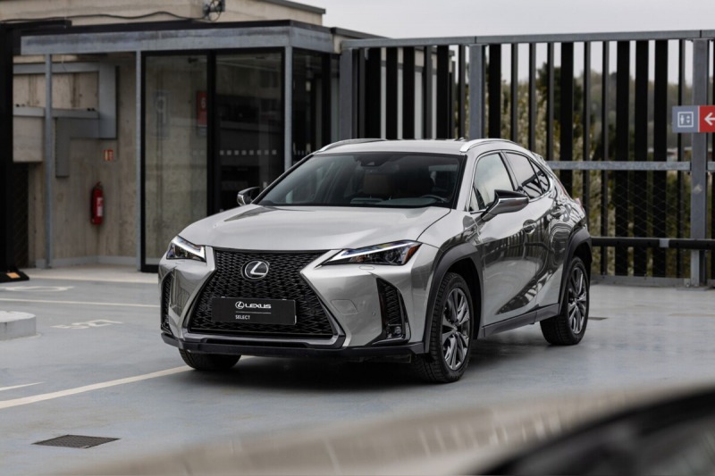 Lexus Ostatní modely UX 250h 250H 2,0 HEV F SPORT DESI
