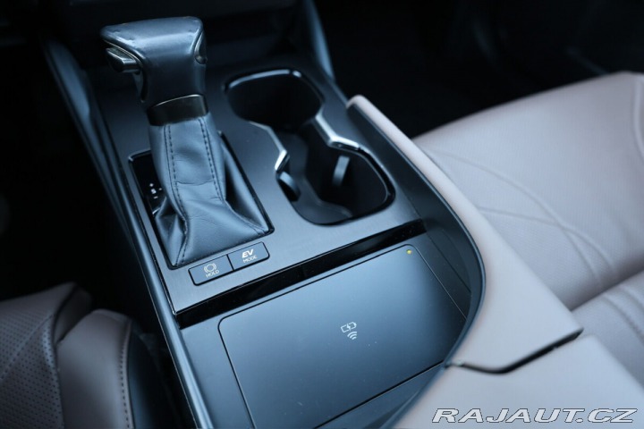 Lexus Ostatní modely ES 300h 300H 2,5 HEV PRESTIGE PLU 2024