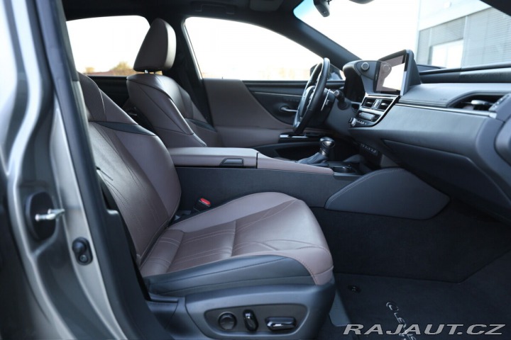 Lexus Ostatní modely ES 300h 300H 2,5 HEV PRESTIGE PLU 2024