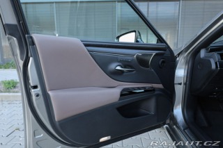 Lexus Ostatní modely ES 300h 300H 2,5 HEV PRESTIGE PLU 2024