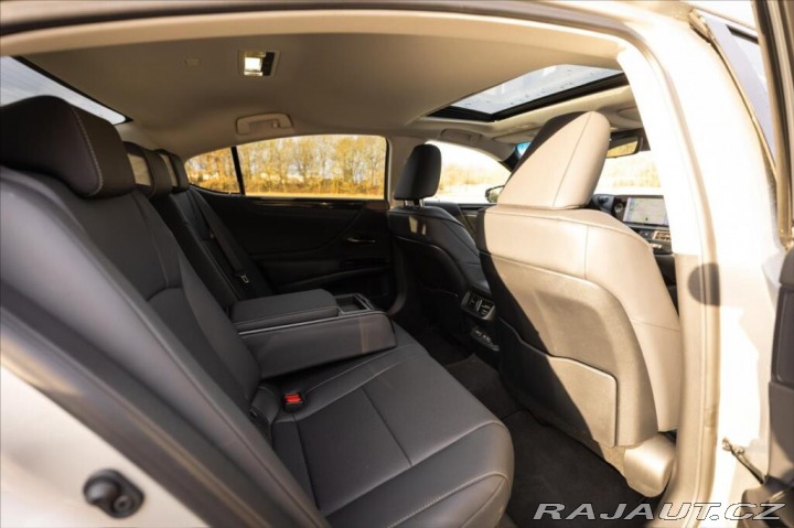 Lexus Ostatní modely ES 300h 300H 2,5 HEV LIMITED EDIT 2025