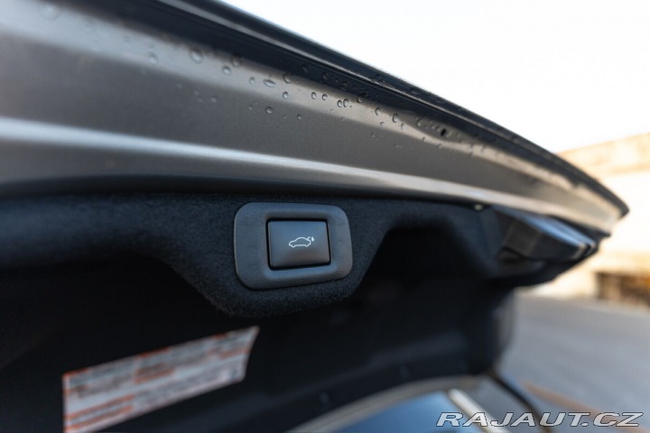 Lexus Ostatní modely ES 300h 300H 2,5 HEV PRESTIGE PLU 2024