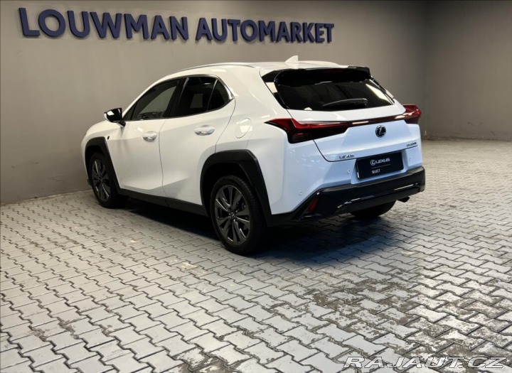 Lexus Ostatní modely UX 300h 300h 2,0 HEV F SPORT DESI 2024