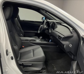 Lexus Ostatní modely UX 300h 300h 2,0 HEV F SPORT DESI 2024