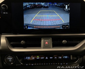 Lexus Ostatní modely UX 300h 300H 2,0 HEV F SPORT DESI 2025