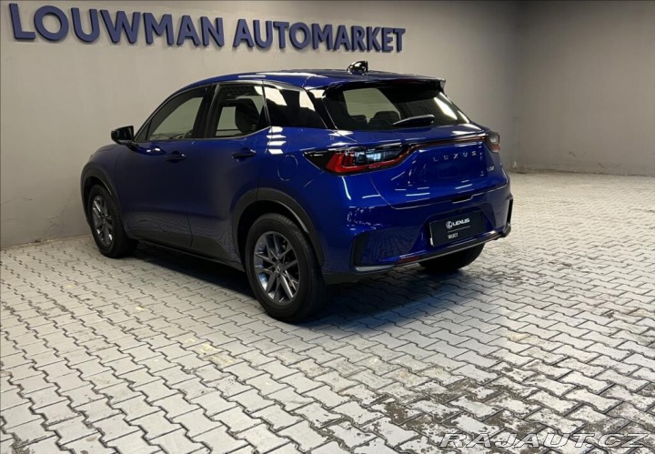 Lexus Ostatní modely LBX 1,5 HEV COMFORT PLUS 2025