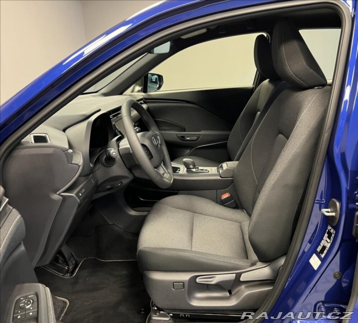 Lexus Ostatní modely LBX 1,5 HEV COMFORT PLUS 2025