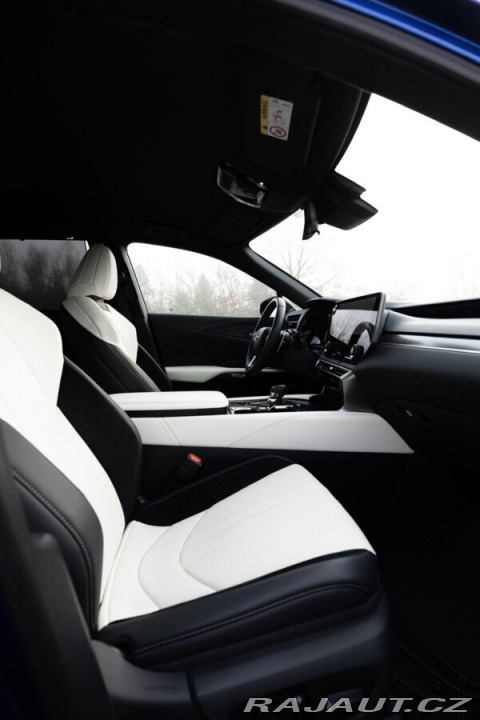 Lexus Ostatní modely RX 500h 500H 2,4 HEV F SPORT SPEC 2025