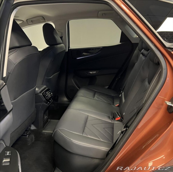 Lexus Ostatní modely NX 450h plus 450H+ 2,5 PHEV PRESTIGE 2025
