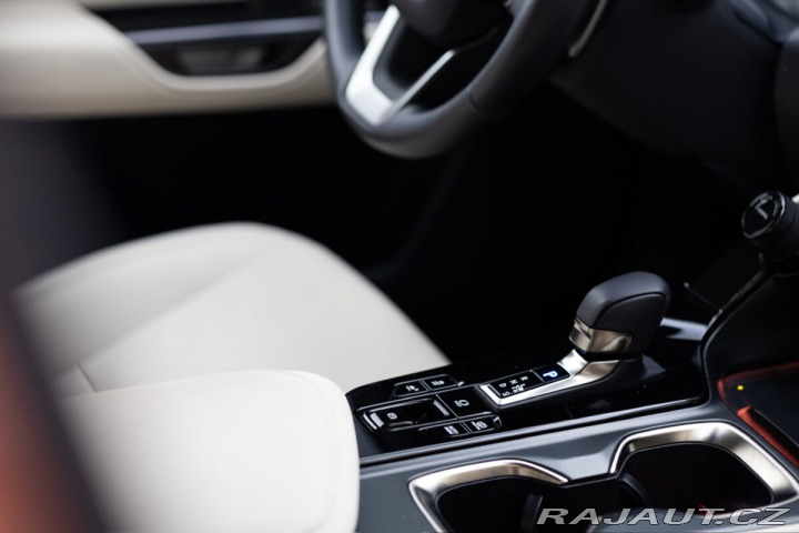 Lexus Ostatní modely NX 450h plus 450H 2.5 PHEV LUXURY 2025