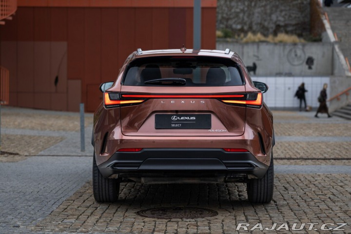 Lexus Ostatní modely NX 450h plus 450H 2.5 PHEV LUXURY 2025