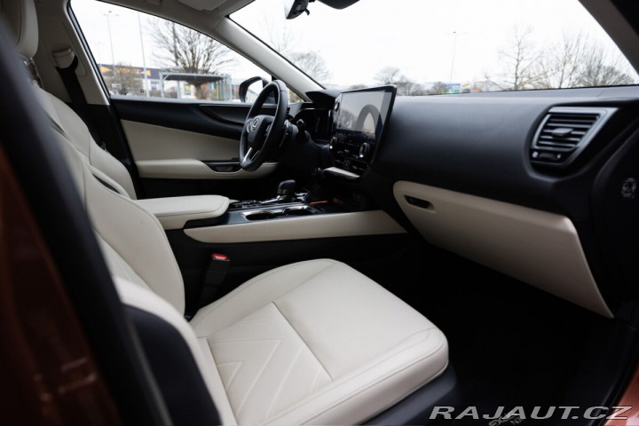 Lexus Ostatní modely NX 450h plus 450H 2.5 PHEV LUXURY 2025