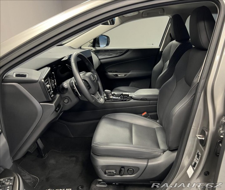 Lexus Ostatní modely NX 450h plus 450H+ 2,5 PHEV EXECUTIVE 2024