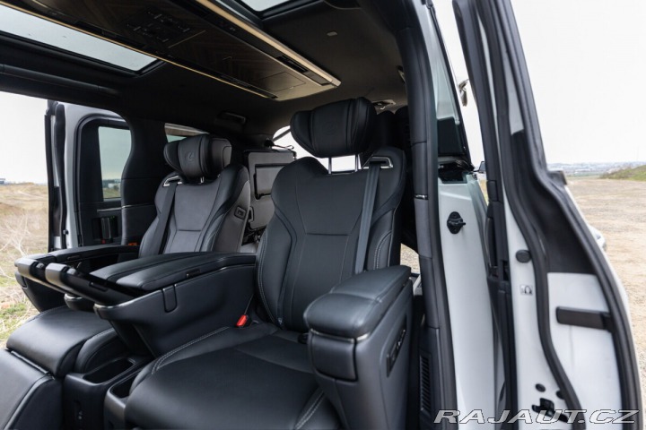 Lexus Ostatní modely LM 350h 350H 2,5 HEV LUXURY 7 MÍS 2025