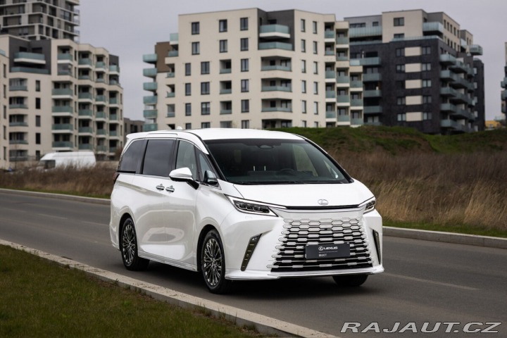 Lexus Ostatní modely LM 350h 350H 2,5 HEV LUXURY 7 MÍS 2025