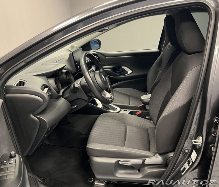 Toyota Yaris 1,5 Hybrid AT COMFORT STY 2022