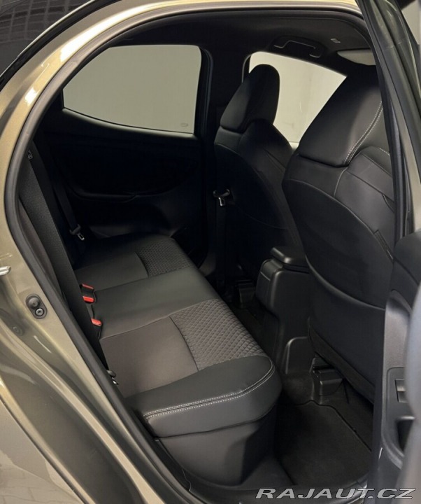 Toyota Yaris 1,5 Hybrid AT EXECUTIVE 2025