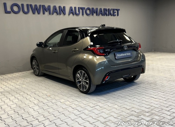 Toyota Yaris 1,5 Hybrid AT EXECUTIVE 2025