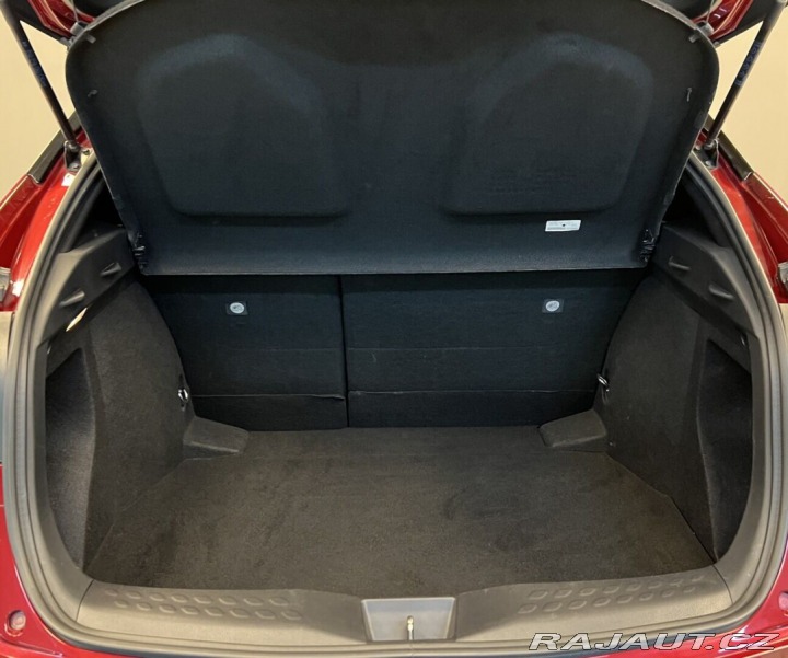 Toyota C-HR 1,8 Hybrid AT Selection 2018