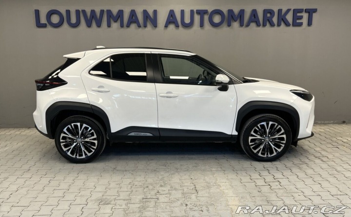 Toyota Yaris Cross 1,5 Hybrid AT Executive 2023
