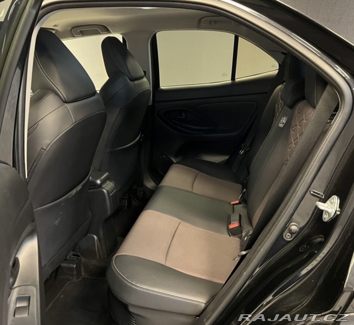 Toyota Yaris Cross Hybrid AT Executive 2024