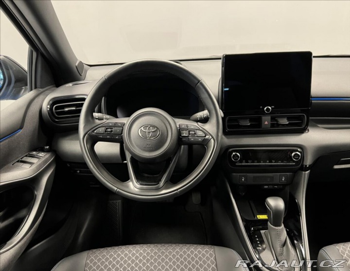Toyota Yaris 1,5 Hybrid AT PREMIERE ED 2025