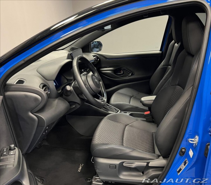 Toyota Yaris 1,5 Hybrid AT PREMIERE ED 2025