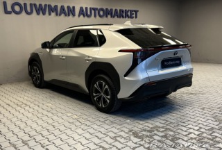 Toyota bZ4X PRESTIGE AWD 2025