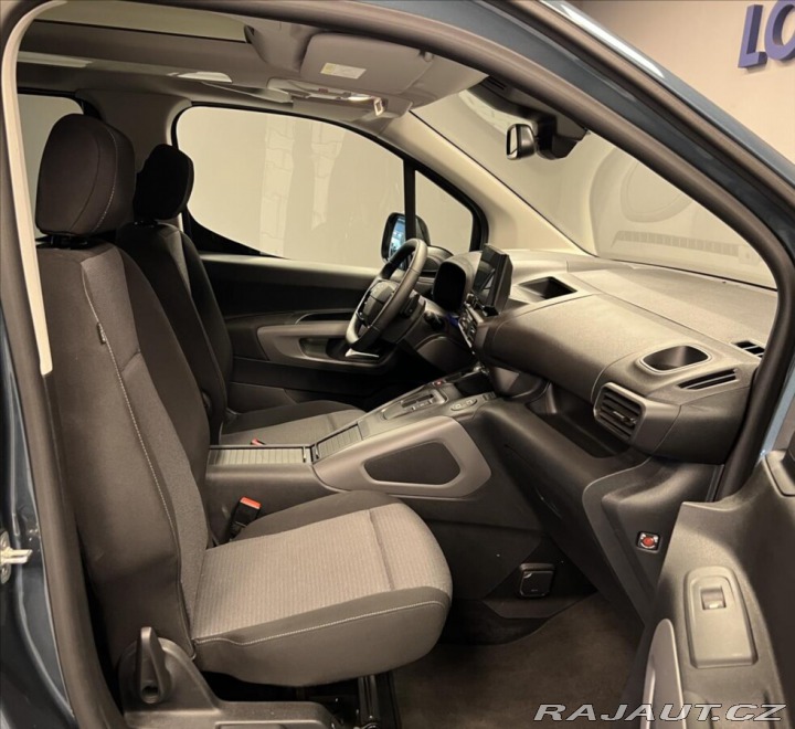 Toyota ProAce City Verso 1,5 D 8AT VIP L1 2024