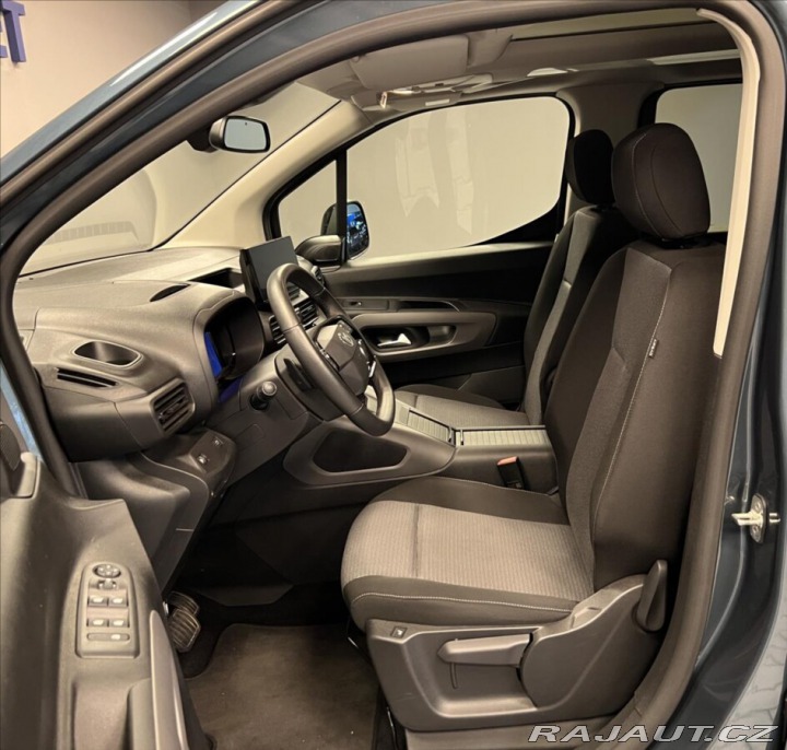 Toyota ProAce City Verso 1,5 D 8AT VIP L1 2024