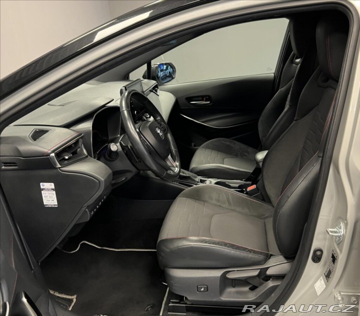 Toyota Corolla 2,0 Hybrid AT SELECTION 2019