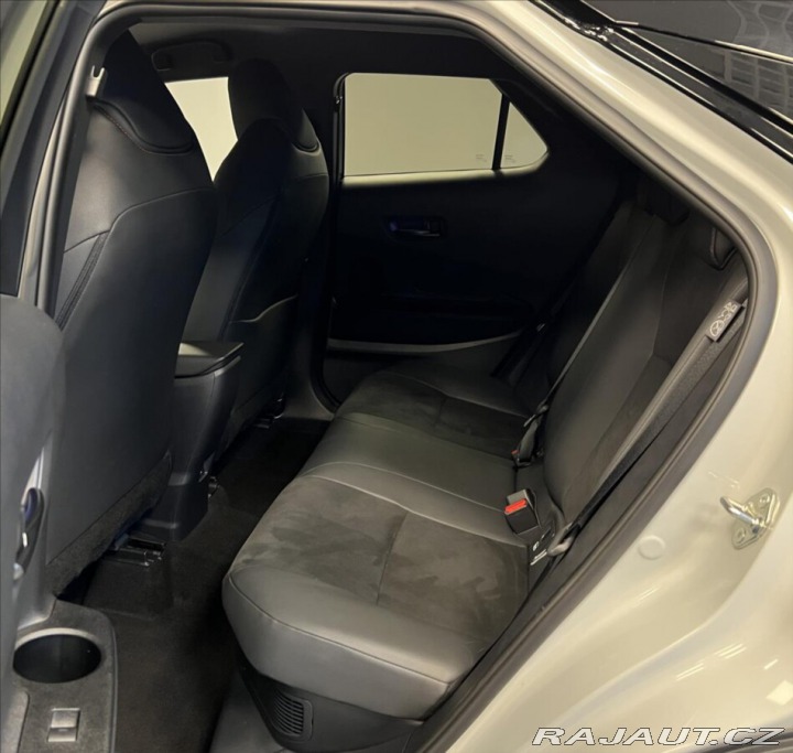 Toyota C-HR 2,0 HEV AWD GR SPORT PREM 2025