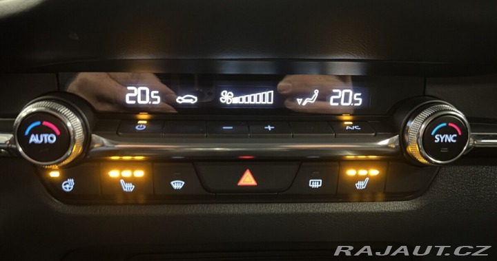 Mazda CX-30 e-Skyactiv HOMURA 2022