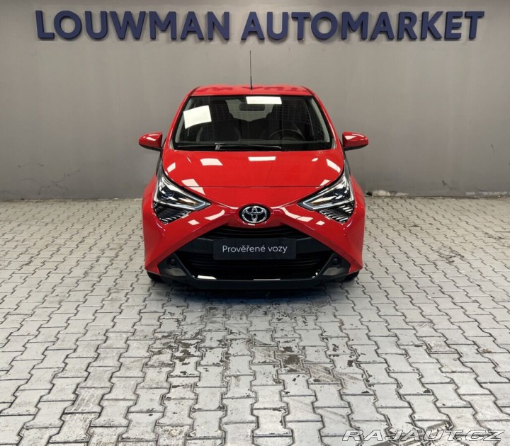 Toyota Aygo 1,0i AT X-play 2021