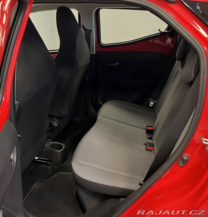 Toyota Aygo 1,0i AT X-play 2021