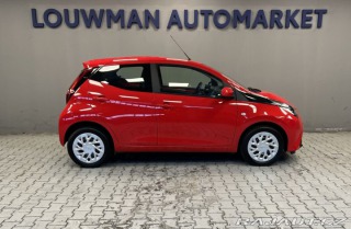 Toyota Aygo 1,0i AT X-play 2021