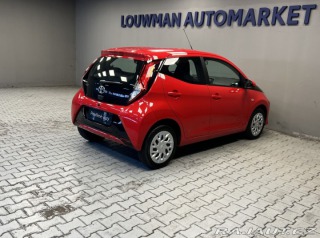 Toyota Aygo 1,0i AT X-play 2021
