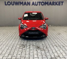 Toyota Aygo 1,0i AT X-play 2021