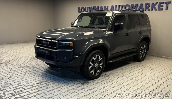 Toyota Land Cruiser 2,8 AT INVINCIBLE 2025