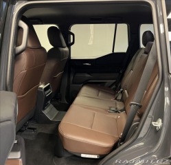 Toyota Land Cruiser 2,8 AT INVINCIBLE 2025