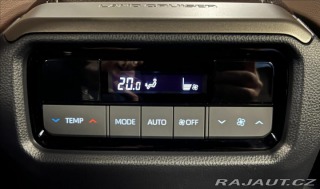 Toyota Land Cruiser 2,8 AT INVINCIBLE 2025