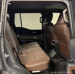 Toyota Land Cruiser 2,8 AT INVINCIBLE 2025