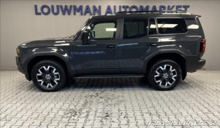 Toyota Land Cruiser 2,8 AT INVINCIBLE 2025