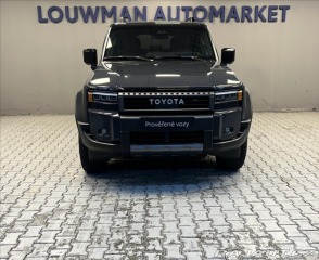 Toyota Land Cruiser 2,8 AT INVINCIBLE 2025