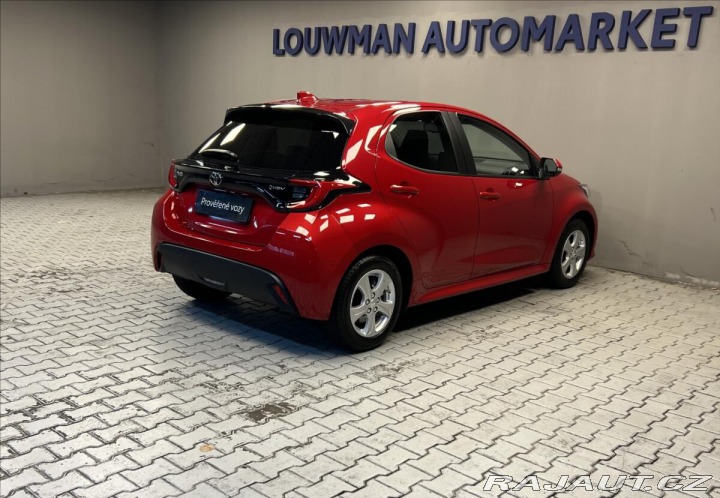 Toyota Yaris 1,5 Hybrid AT Style 2024