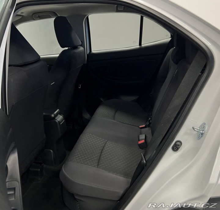 Toyota Yaris Cross 1,5 Hybrid AT Comfort 2025