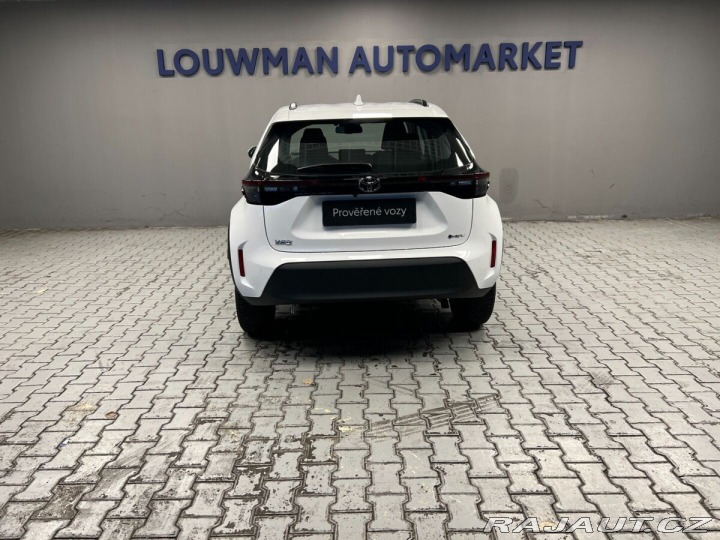 Toyota Yaris Cross 1,5 Hybrid AT Comfort 2025