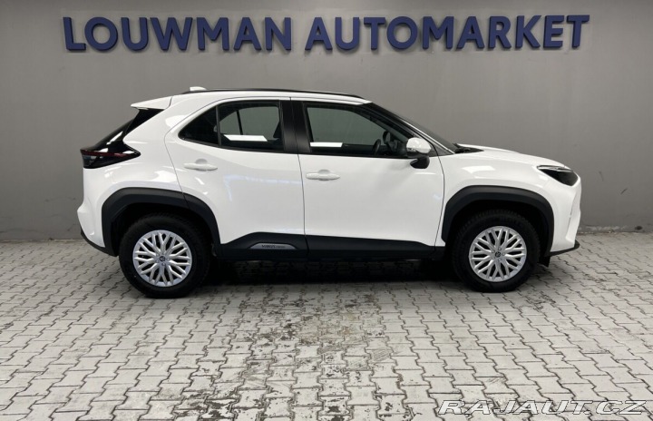 Toyota Yaris Cross 1,5 Hybrid AT Comfort 2025